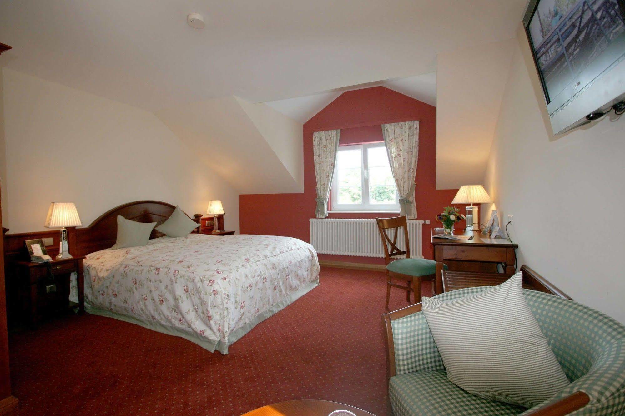Hotel Muehle Binzen Eksteriør bilde