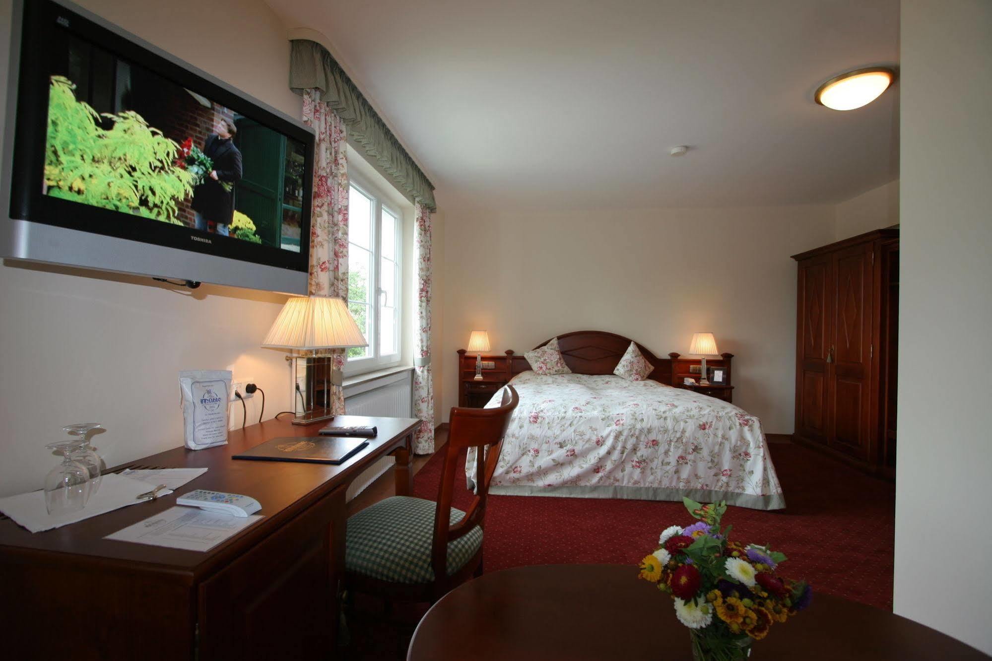 Hotel Muehle Binzen Eksteriør bilde